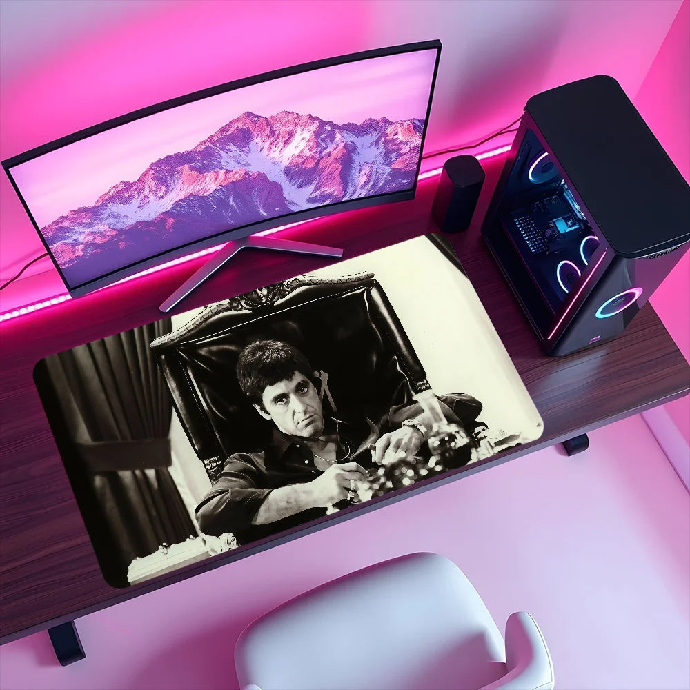 NOVILO® Scarface Gaming Mousepad XXL – Rutschfeste Schreibtischunterlage | 2 mm | Verschiedene Designs & Größen