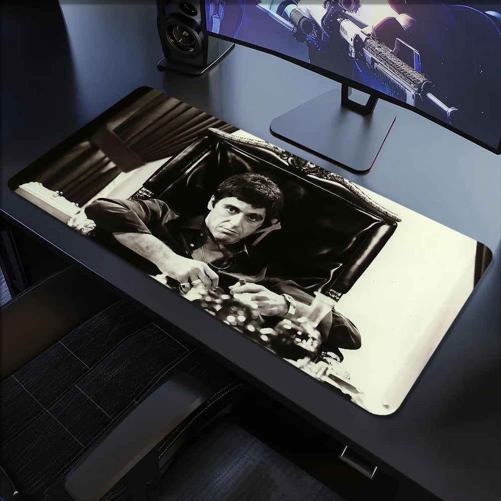 NOVILO® Scarface Gaming Mousepad XXL – Rutschfeste Schreibtischunterlage | 2 mm | Verschiedene Designs & Größen